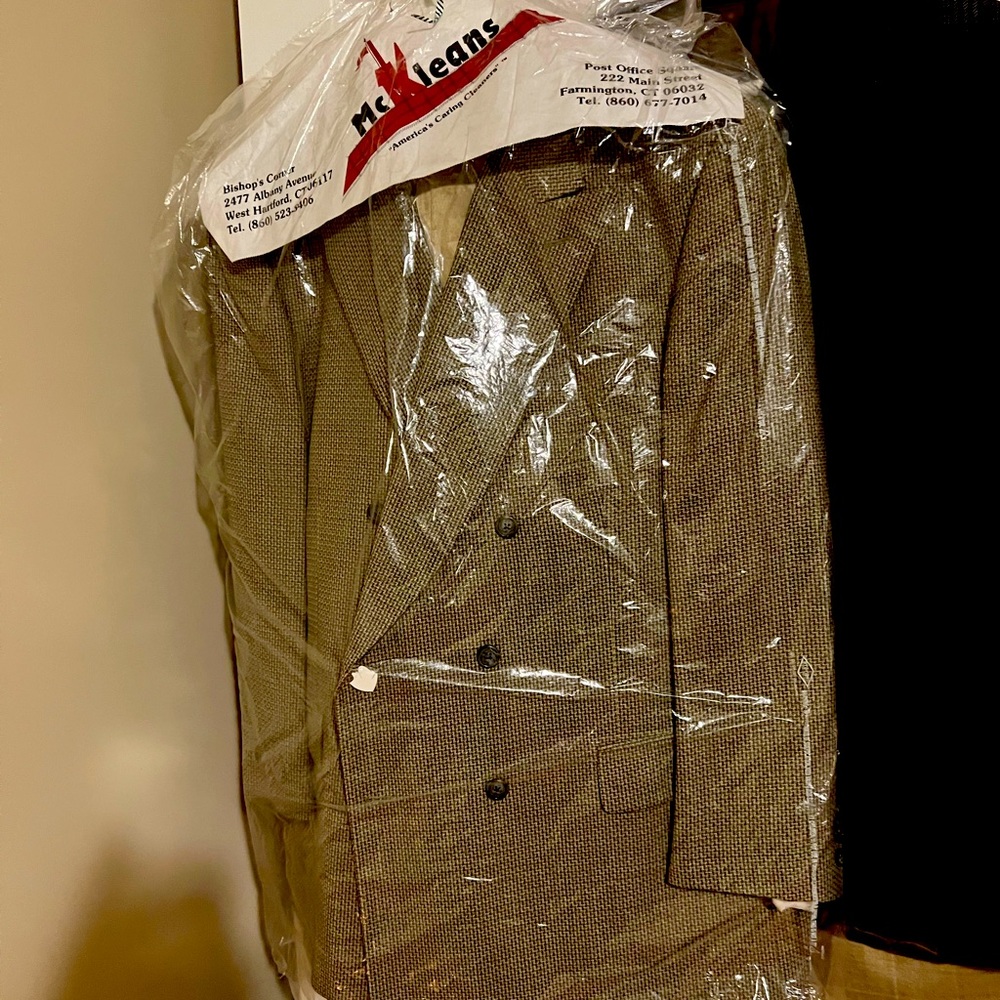 Several suits pants sportcoats size 46 suits and sportcoats.  Pants 42 and 44.